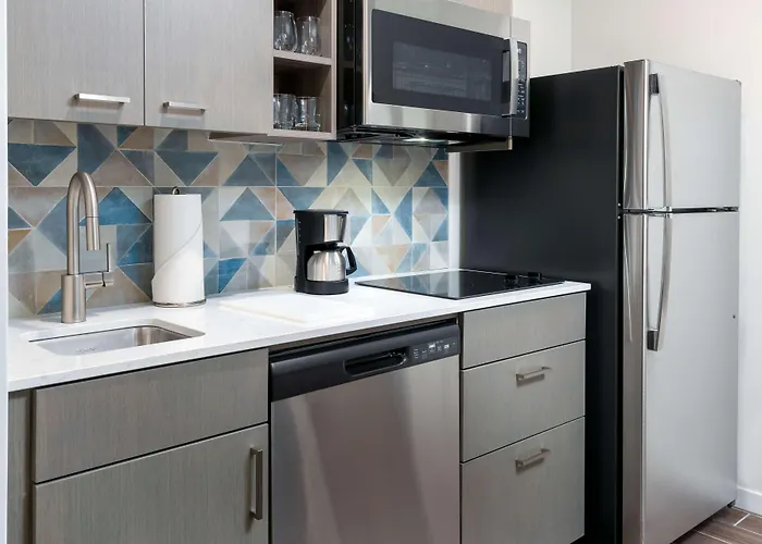 Hyatt House Orlando Airport